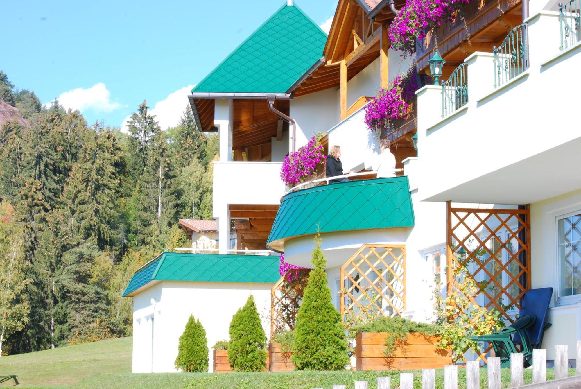 Residence Rossboden Mit Hallenbad Verano Exteriör bild